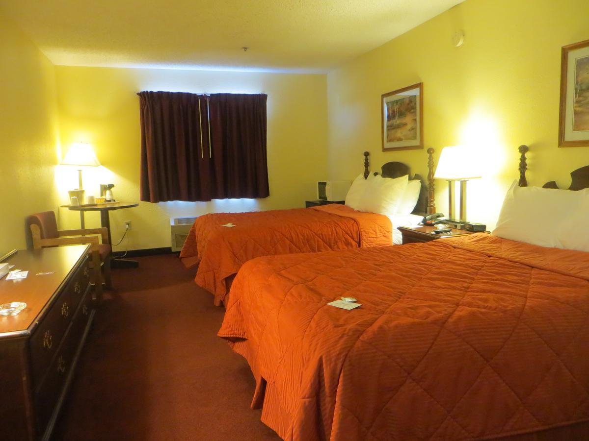 Days Inn By Wyndham Jackson Room photo