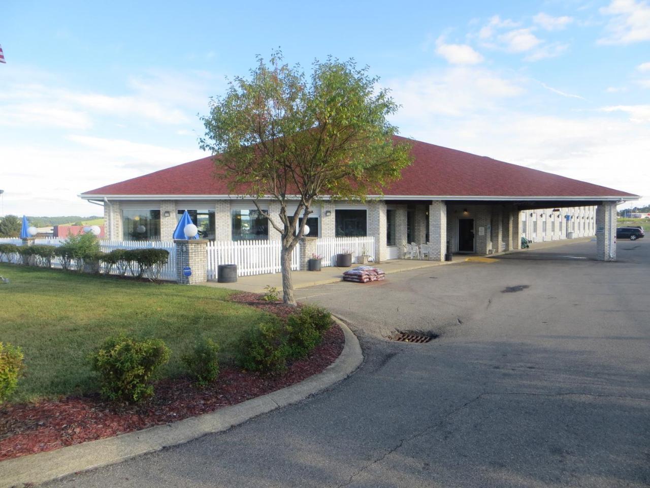 Days Inn By Wyndham Jackson Exterior photo
